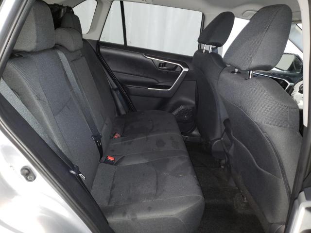 Photo 6 from auction – 2019 TOYOTA RAV4 LE with VIN 2T3F1RFV4KC026079