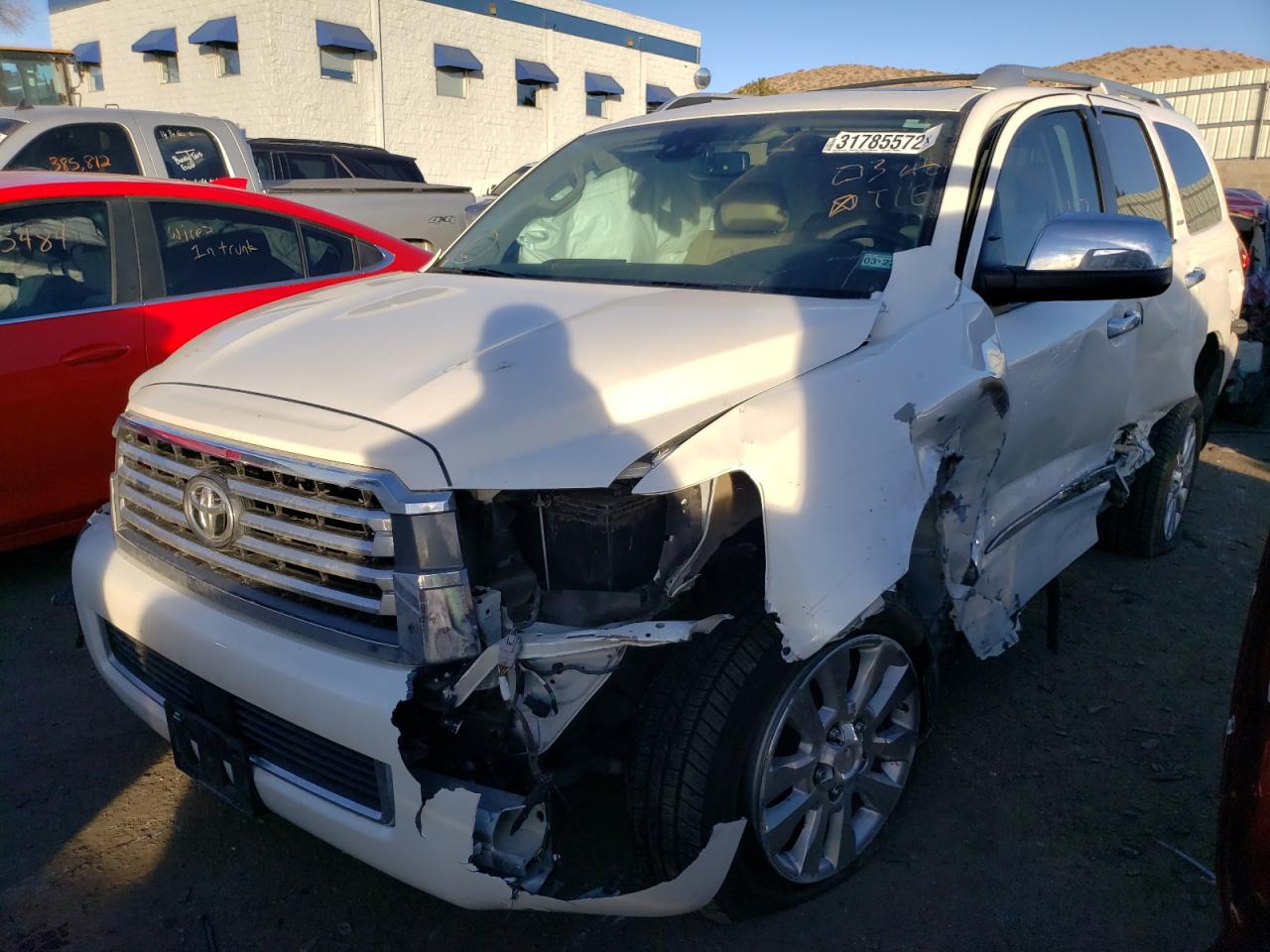 Photo 2 from auction – 2019 TOYOTA SEQUOIA PL with VIN 5TDDY5G12KS166378
