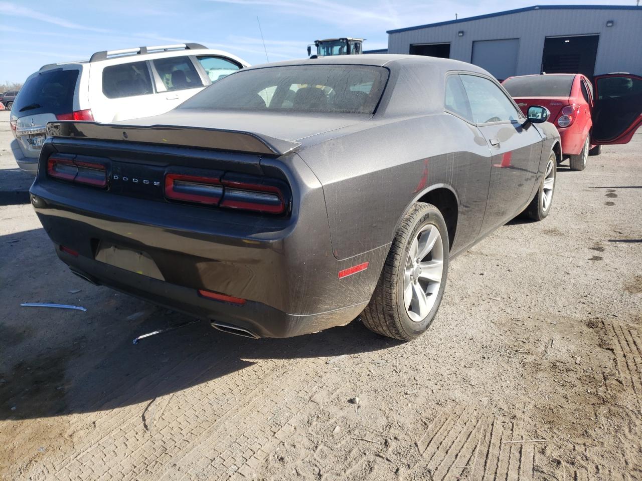 Photo 4 from auction – 2018 DODGE CHALLENGER with VIN 2C3CDZAG0JH233055