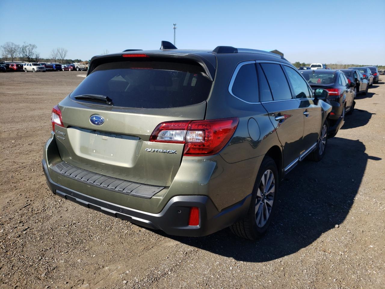 Photo 4 from auction – 2019 SUBARU OUTBACK TO with VIN 4S4BSATC3K3341825