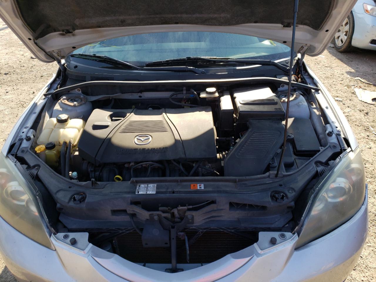 Photo 7 from auction – 2005 MAZDA 3 HATCHBAC with VIN JM1BK143X51253079