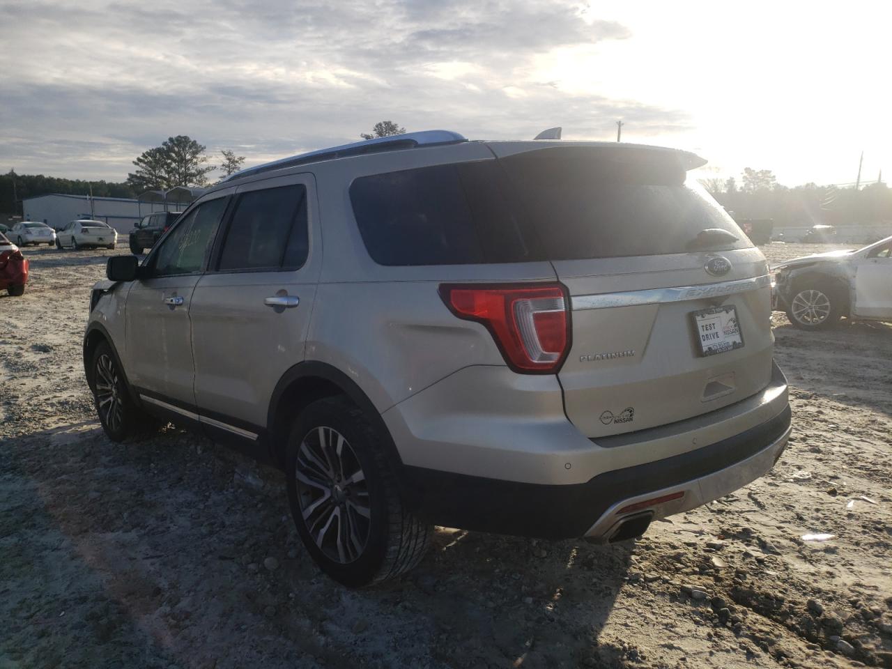 Photo 3 from auction – 2017 FORD EXPLORER P with VIN 1FM5K8HT9HGA72939