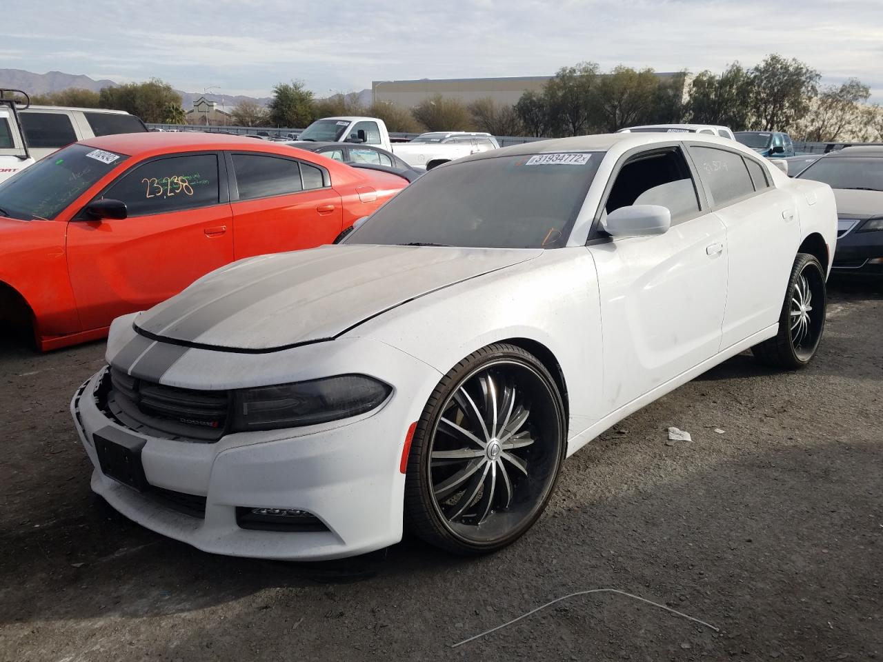 Photo 2 from auction – 2016 DODGE CHARGER SX with VIN 2C3CDXHGXGH346336
