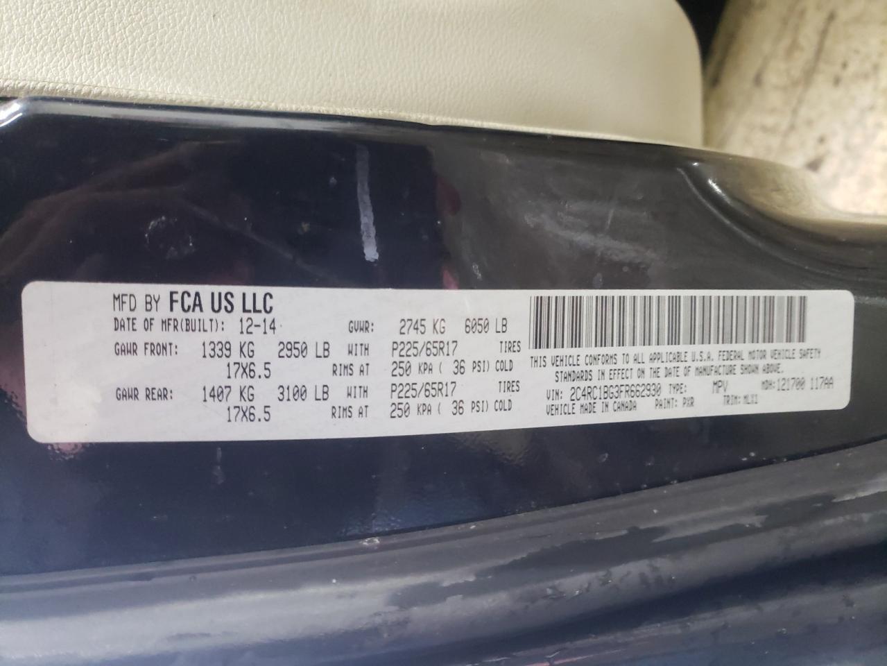 Photo 10 from auction – 2015 CHRYSLER TOWN & COU with VIN 2C4RC1BG3FR662930