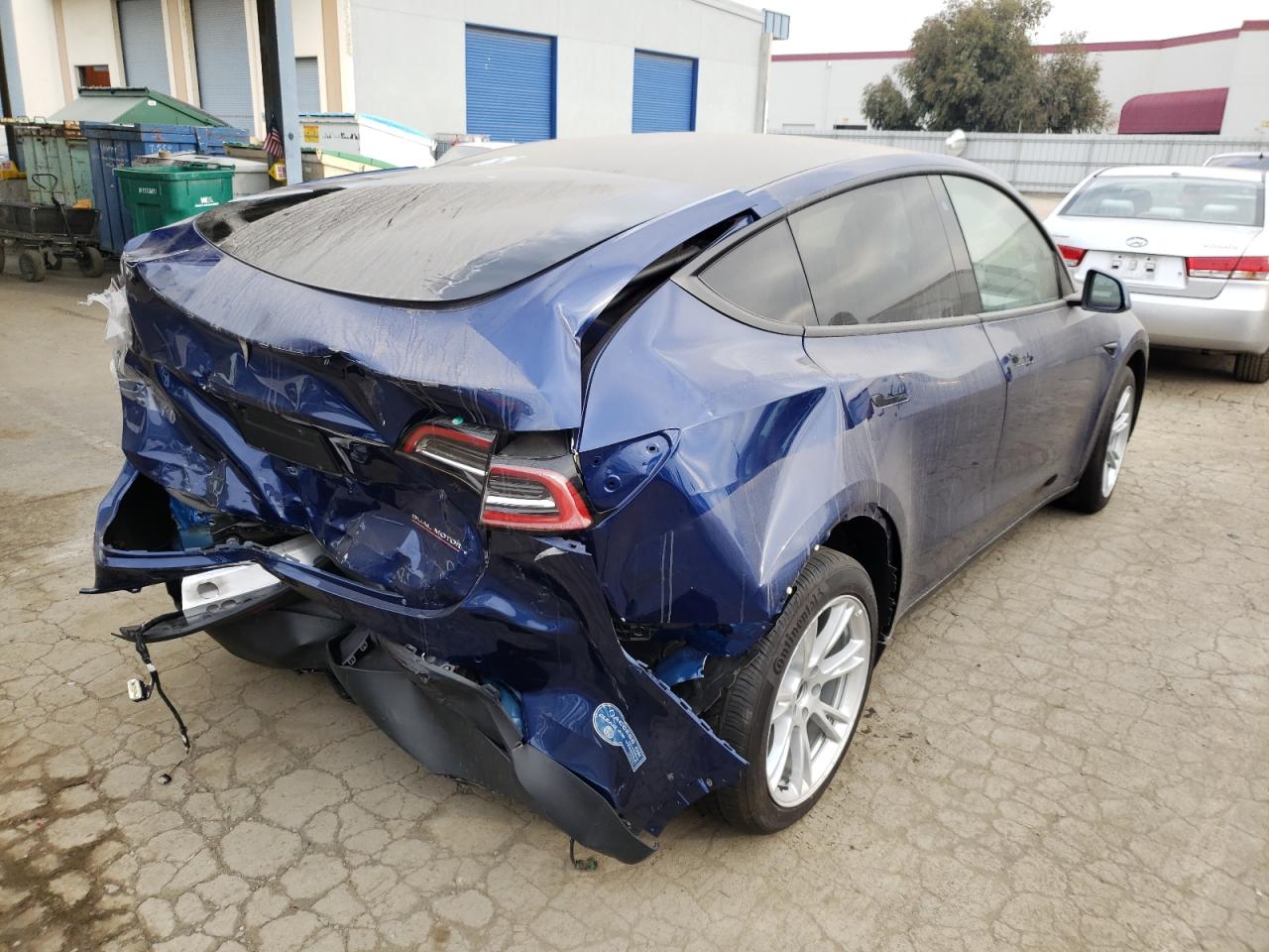 Photo 4 from auction – 2020 TESLA MODEL Y with VIN 5YJYGDEF1LF038491
