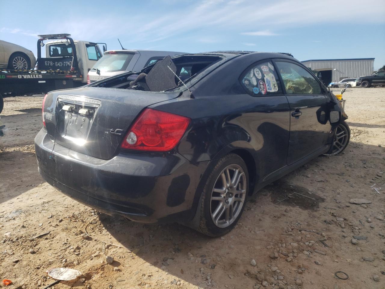 Photo 4 from auction – 2005 TOYOTA SCION TC with VIN JTKDE177350048832
