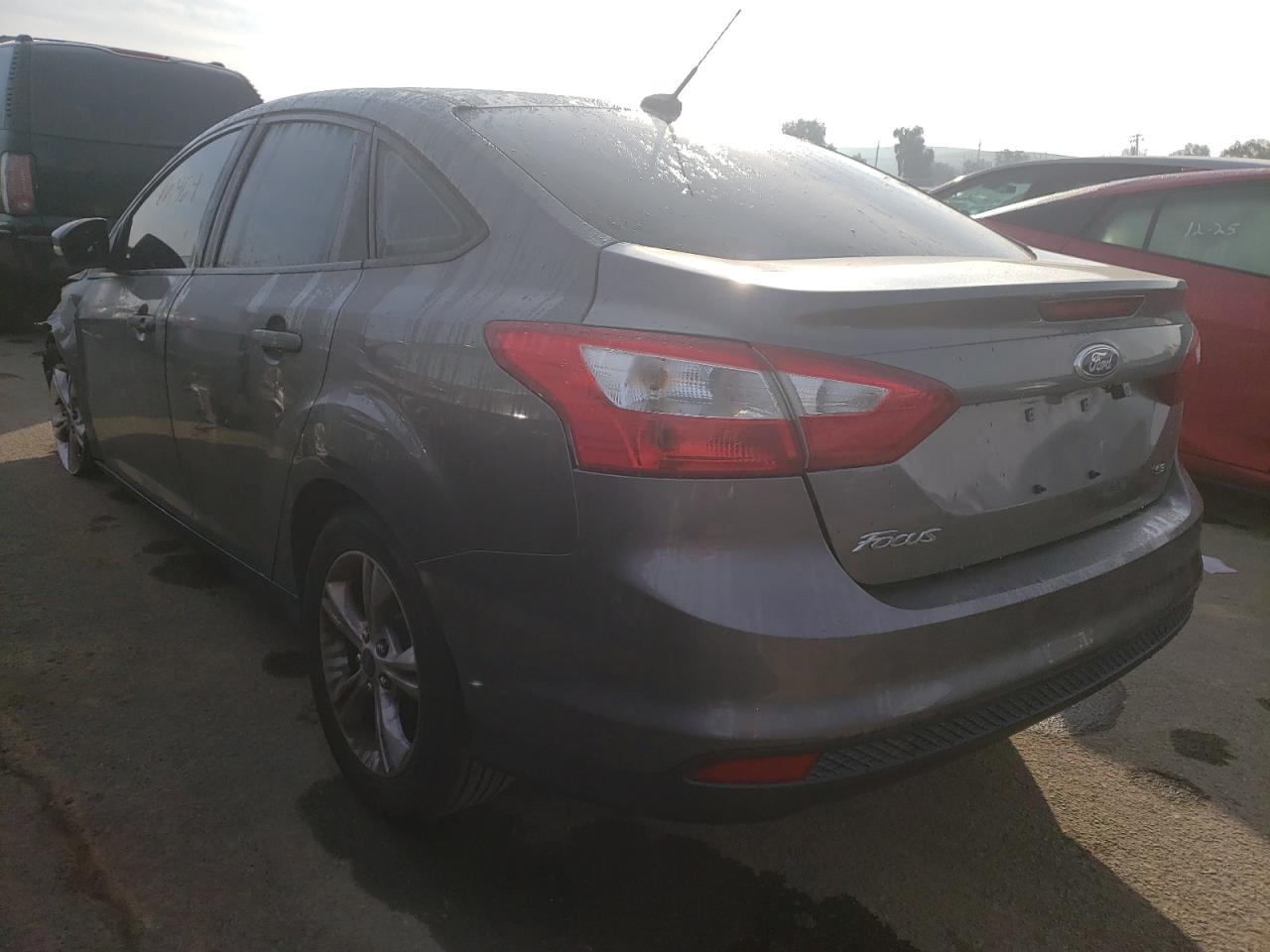 Photo 3 from auction – 2014 FORD FOCUS SE with VIN 1FADP3F28EL454144