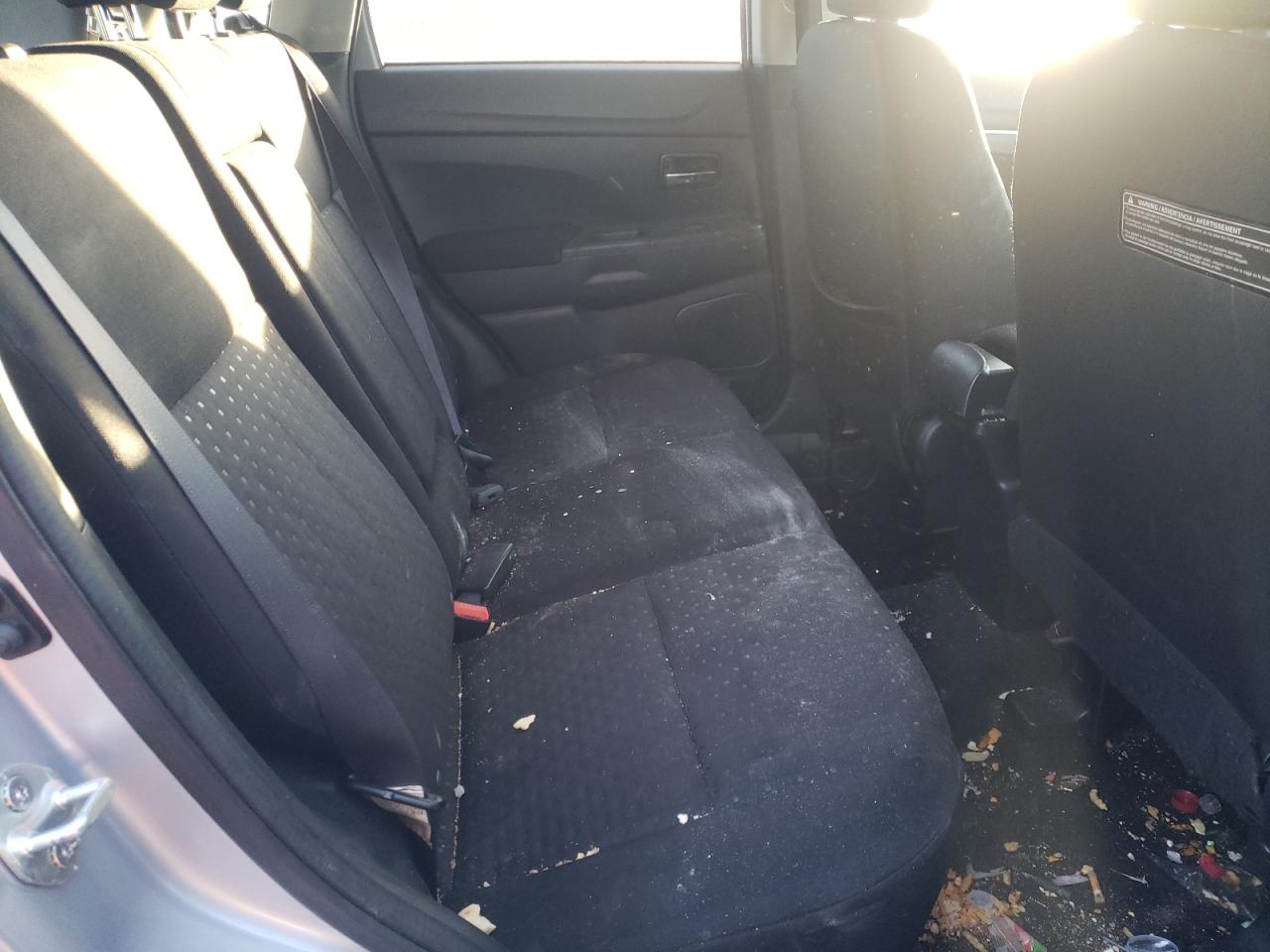 Photo 6 from auction – 2012 MITSUBISHI OUTLANDER with VIN JA4AP4AU4CZ008556