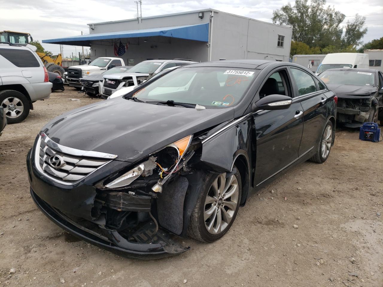 Photo 2 from auction – 2012 HYUNDAI SONATA SE with VIN 5NPEC4AB2CH454200