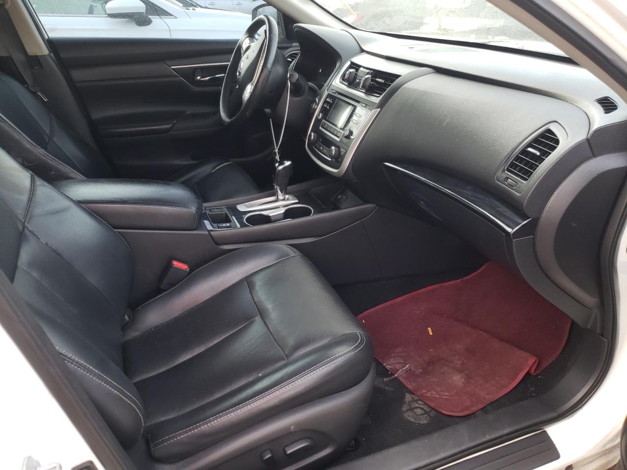 Photo 5 from auction – 2017 NISSAN ALTIMA 2.5 with VIN 1N4AL3AP7HC153581
