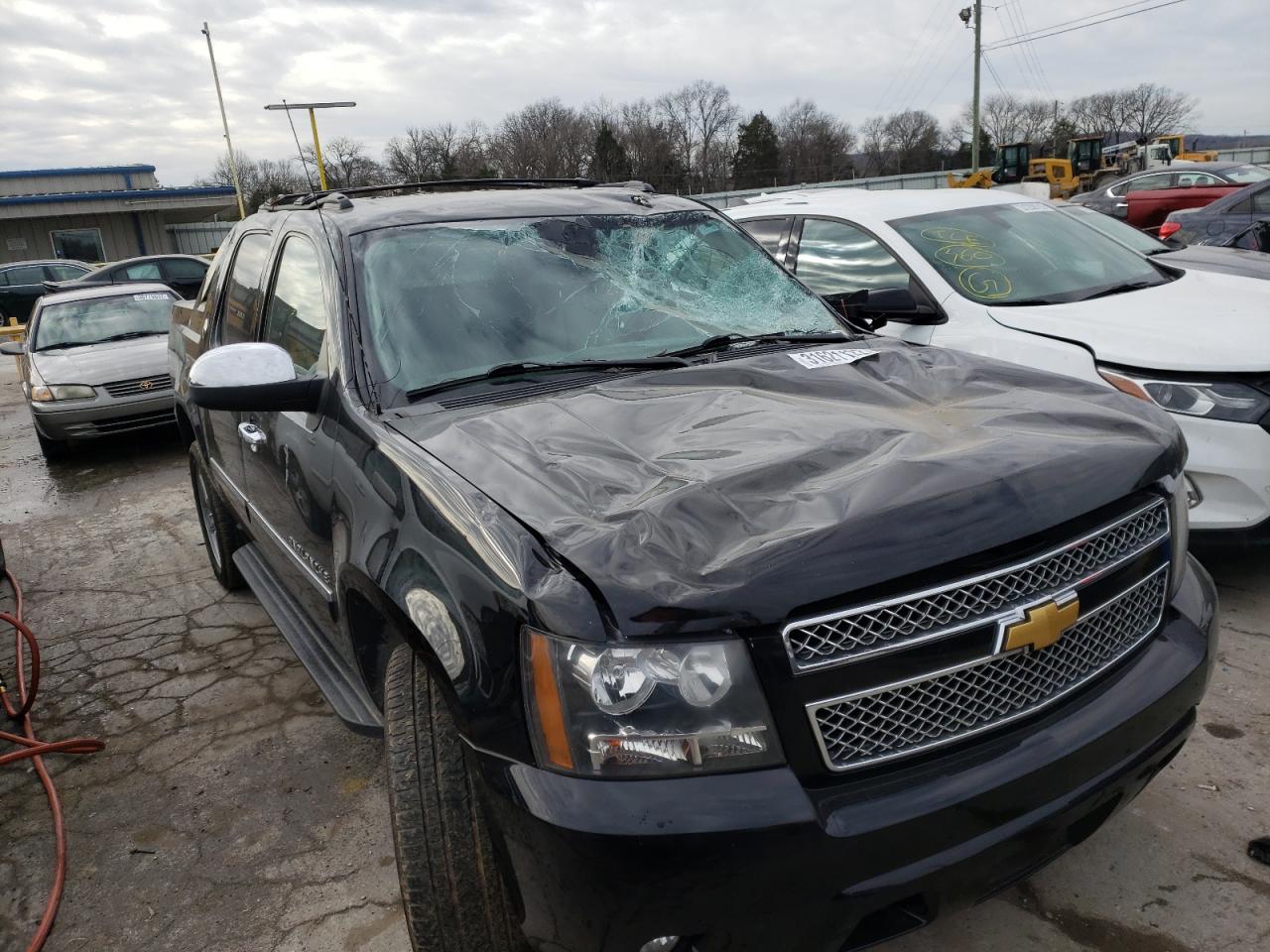 Photo 9 from auction – 2013 CHEVROLET AVALANCHE with VIN 3GNTKGE7XDG306900