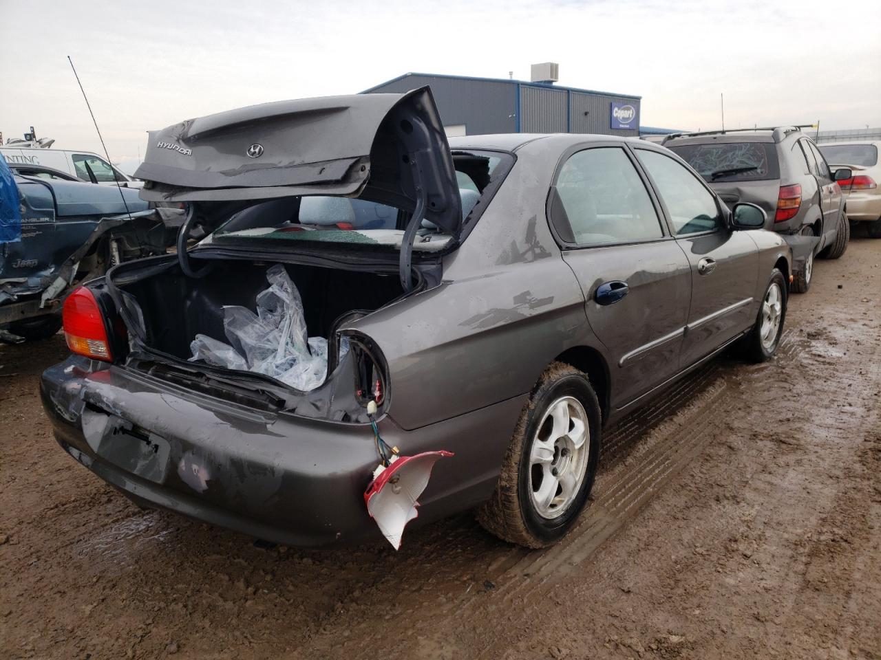 Photo 4 from auction – 2001 HYUNDAI SONATA GL with VIN KMHWF25S31A396303