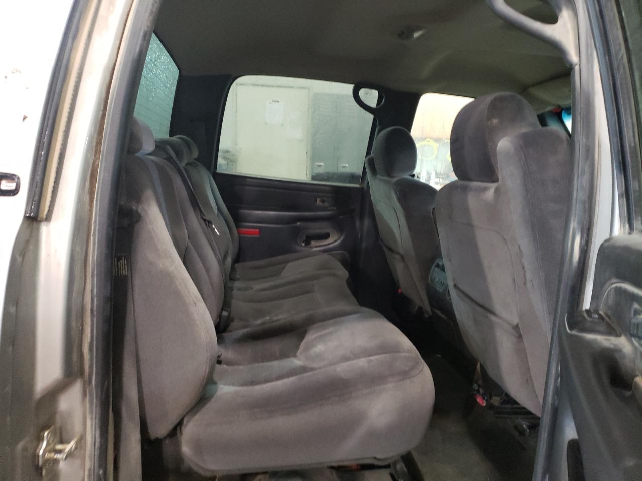 Photo 6 from auction – 2005 GMC NEW SIERRA with VIN 2GTEK13T651390500