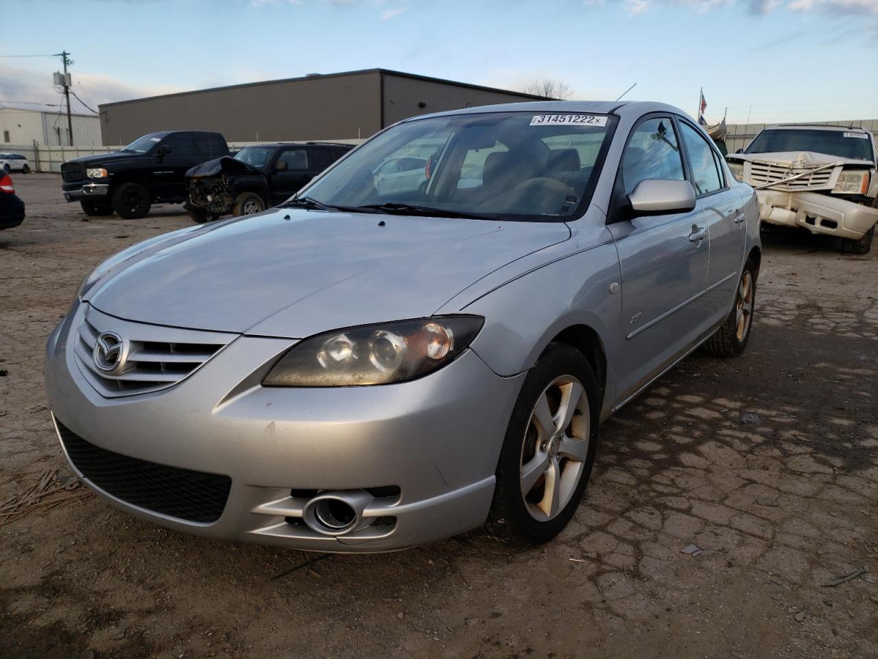 Photo 2 from auction – 2005 MAZDA 3 S with VIN JM1BK323351233609