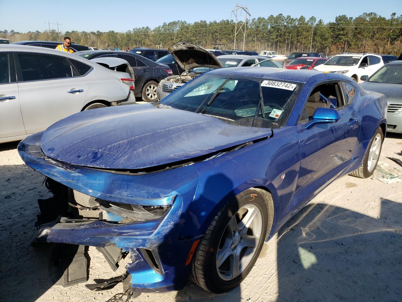 Photo 2 from auction – 2017 CHEVROLET CAMARO LT with VIN 1G1FB1RX3H0147959