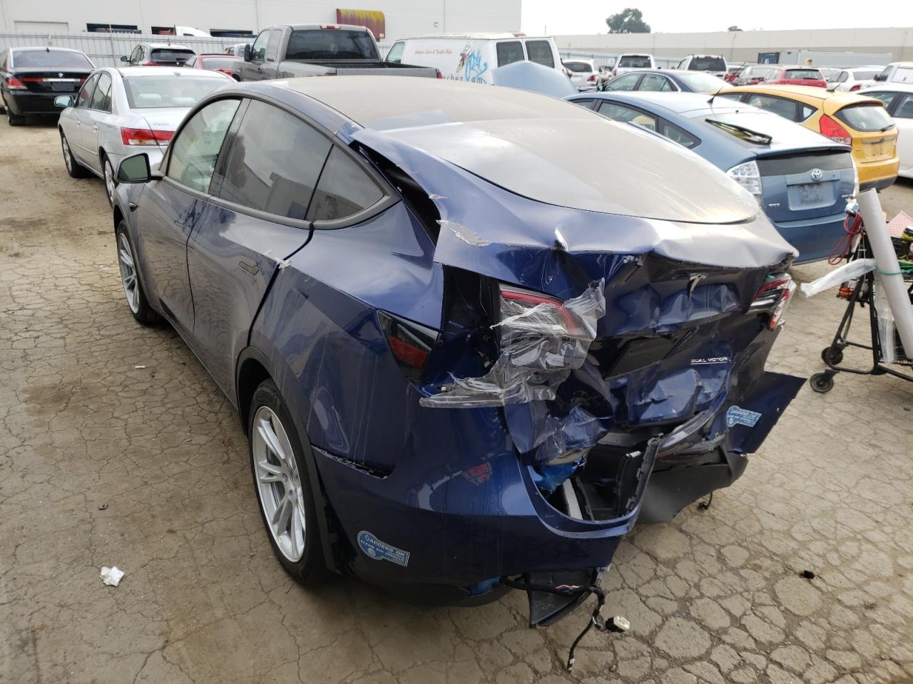 Photo 3 from auction – 2020 TESLA MODEL Y with VIN 5YJYGDEF1LF038491