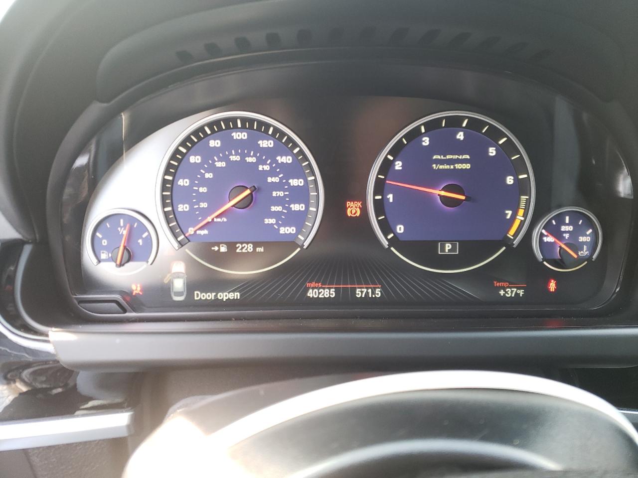 Photo 8 from auction – 2017 BMW ALPINA B6 with VIN WBA6D6C55HG745481