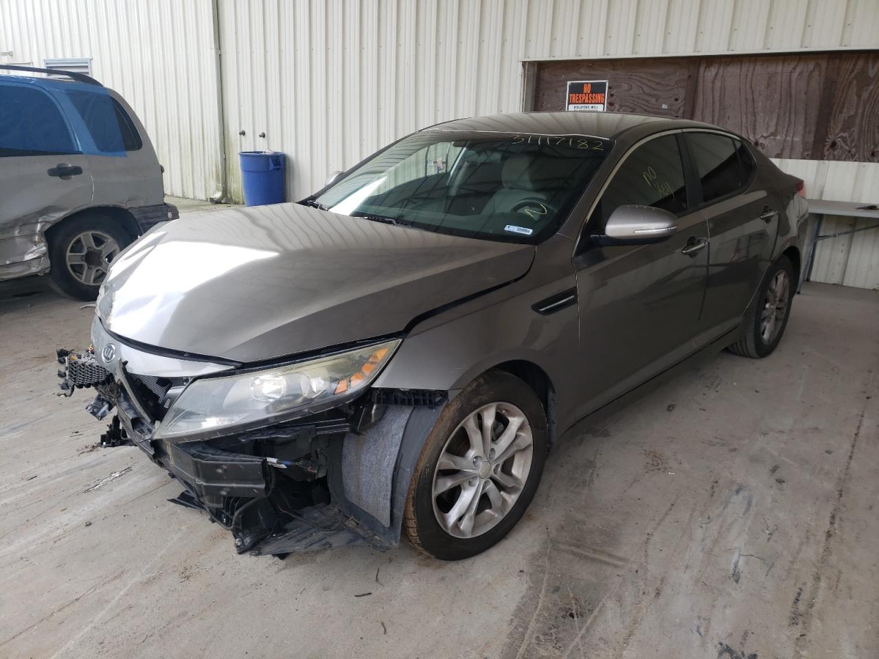 Photo 2 from auction – 2012 KIA OPTIMA LX with VIN 5XXGM4A76CG033268