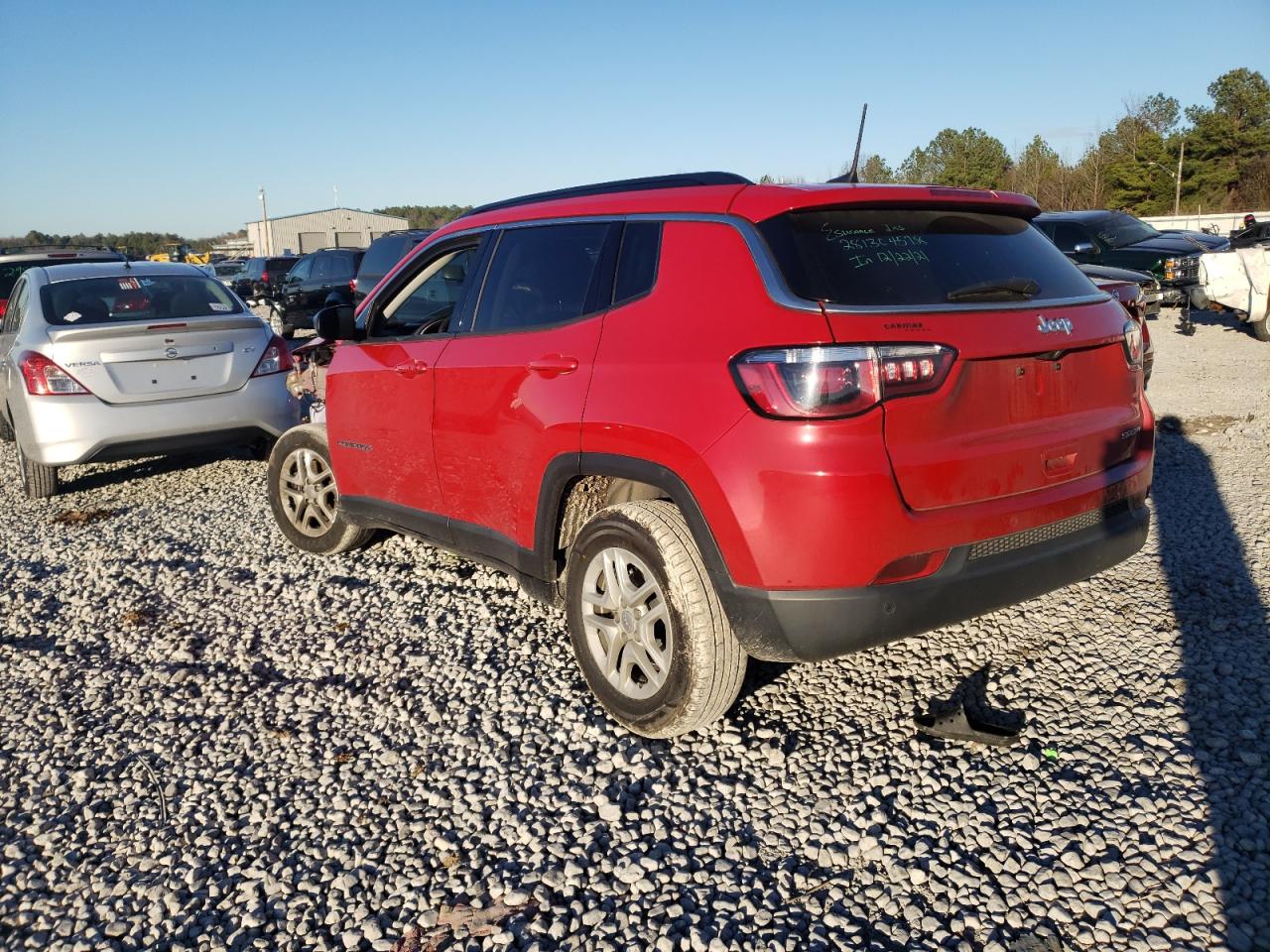 Foto 3 de la subasta – 2019 JEEP COMPASS SP con VIN 3C4NJCABXKT736745