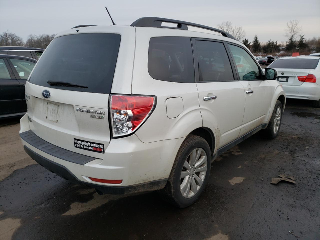 Photo 4 from auction – 2011 SUBARU FORESTER L with VIN JF2SHAFC2BH731432