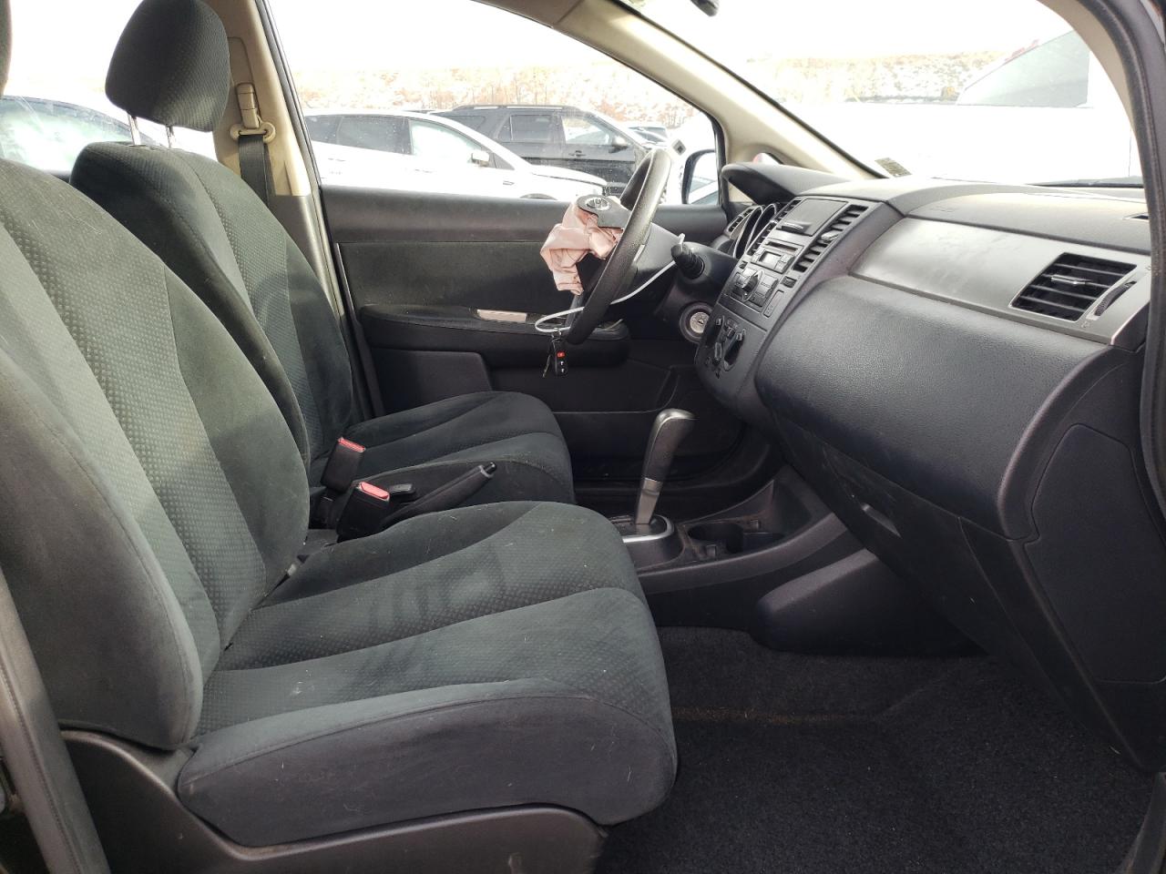 Фото 5 с аукциона – 2011 NISSAN VERSA S с VIN 3N1BC1CP8BL486659