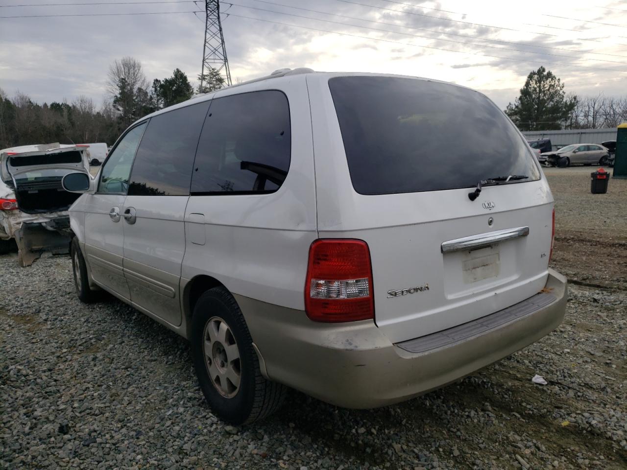 Photo 3 from auction – 2003 KIA SEDONA EX with VIN KNDUP131436477300