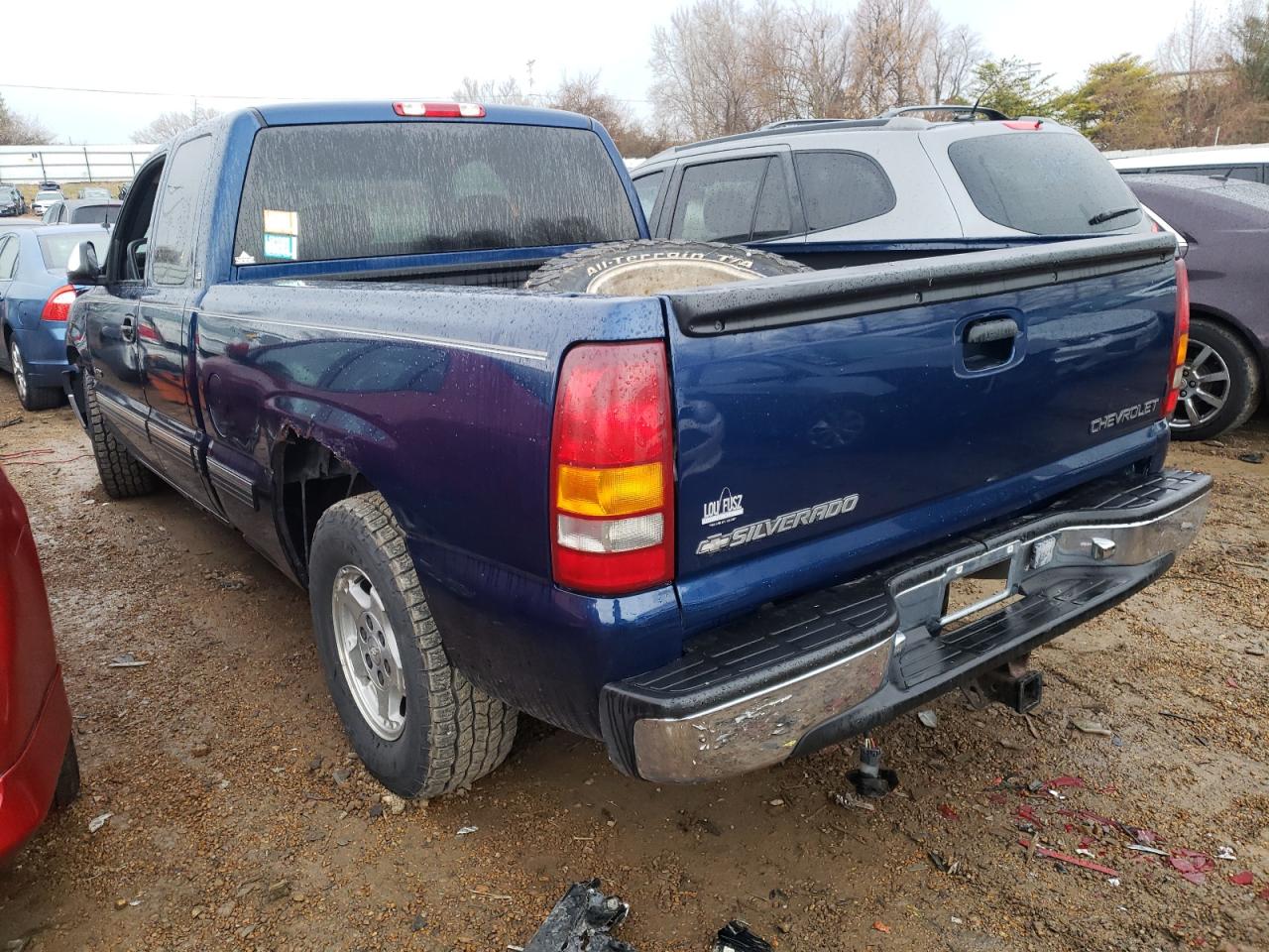 Photo 3 from auction – 2001 CHEVROLET SILVERADO with VIN 2GCEC19TX11298952