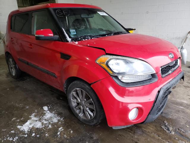 KIA SOUL + 2013 with VIN KNDJT2A6XD7555562 - Photo from auction