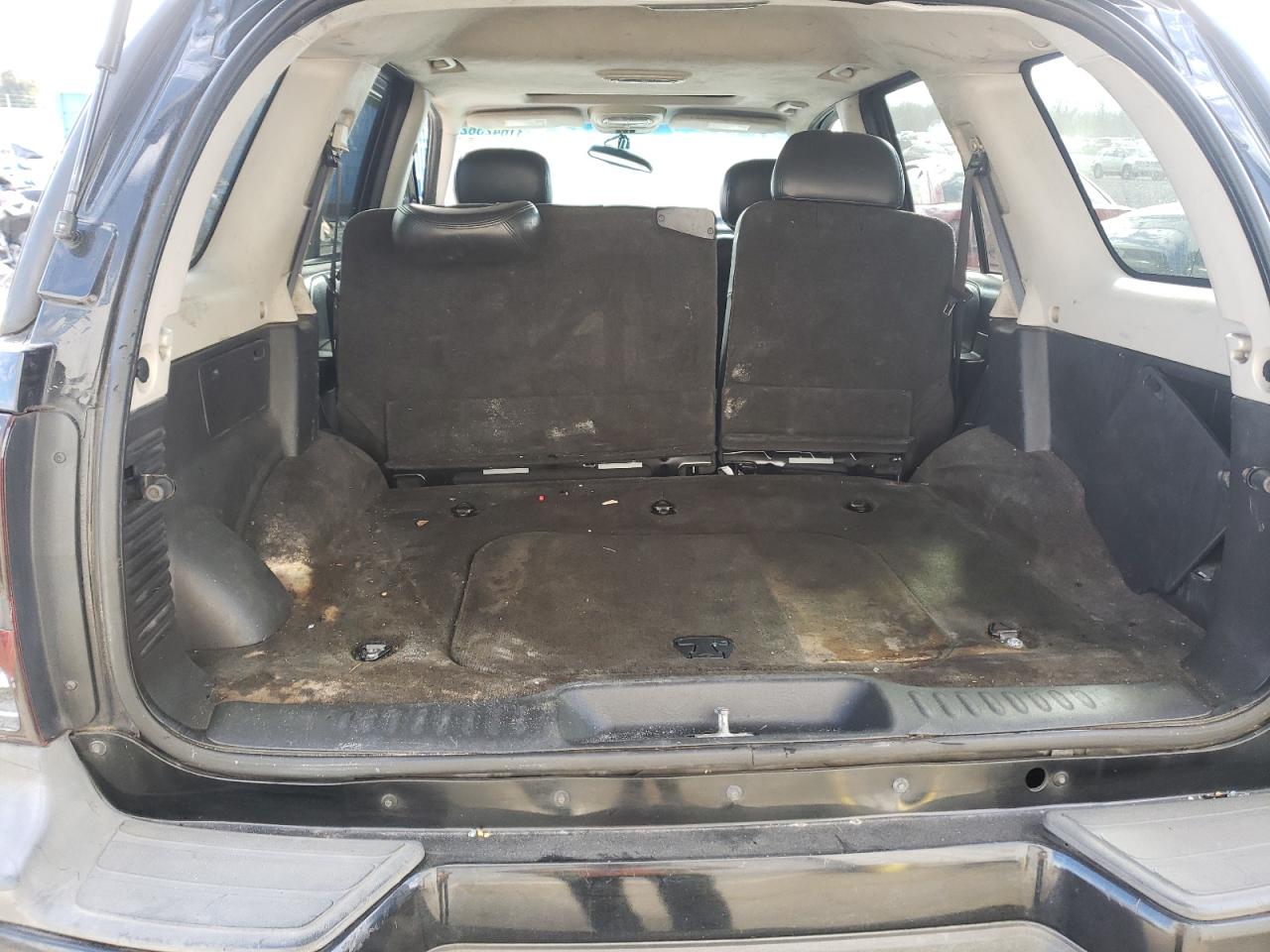 Photo 9 from auction – 2005 CHEVROLET TRAILBLAZE with VIN 1GNDS13S152105924