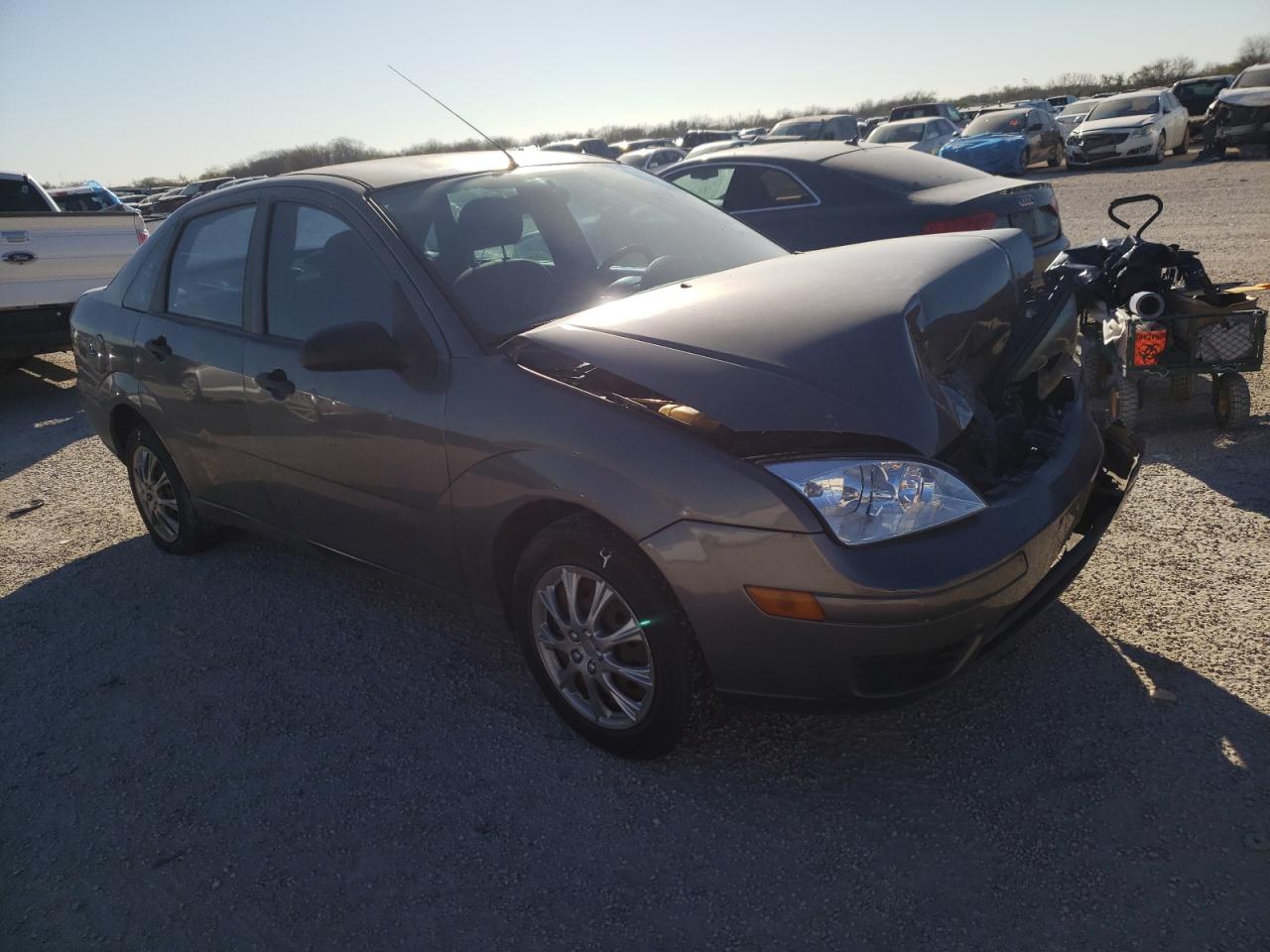 FORD FOCUS ZX4 2007 with VIN 1FAFP34N87W274539 - Photo from auction