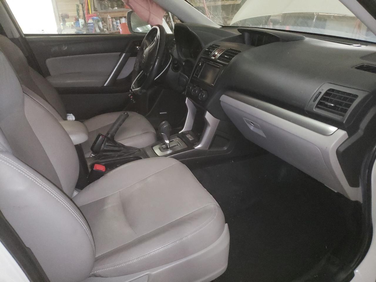 Photo 5 from auction – 2014 SUBARU FORESTER 2 with VIN JF2SJAPC6EH470703