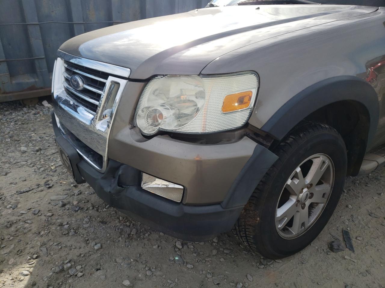 Photo 9 from auction – 2007 FORD EXPLORER S with VIN 1FMEU31K27UA29266