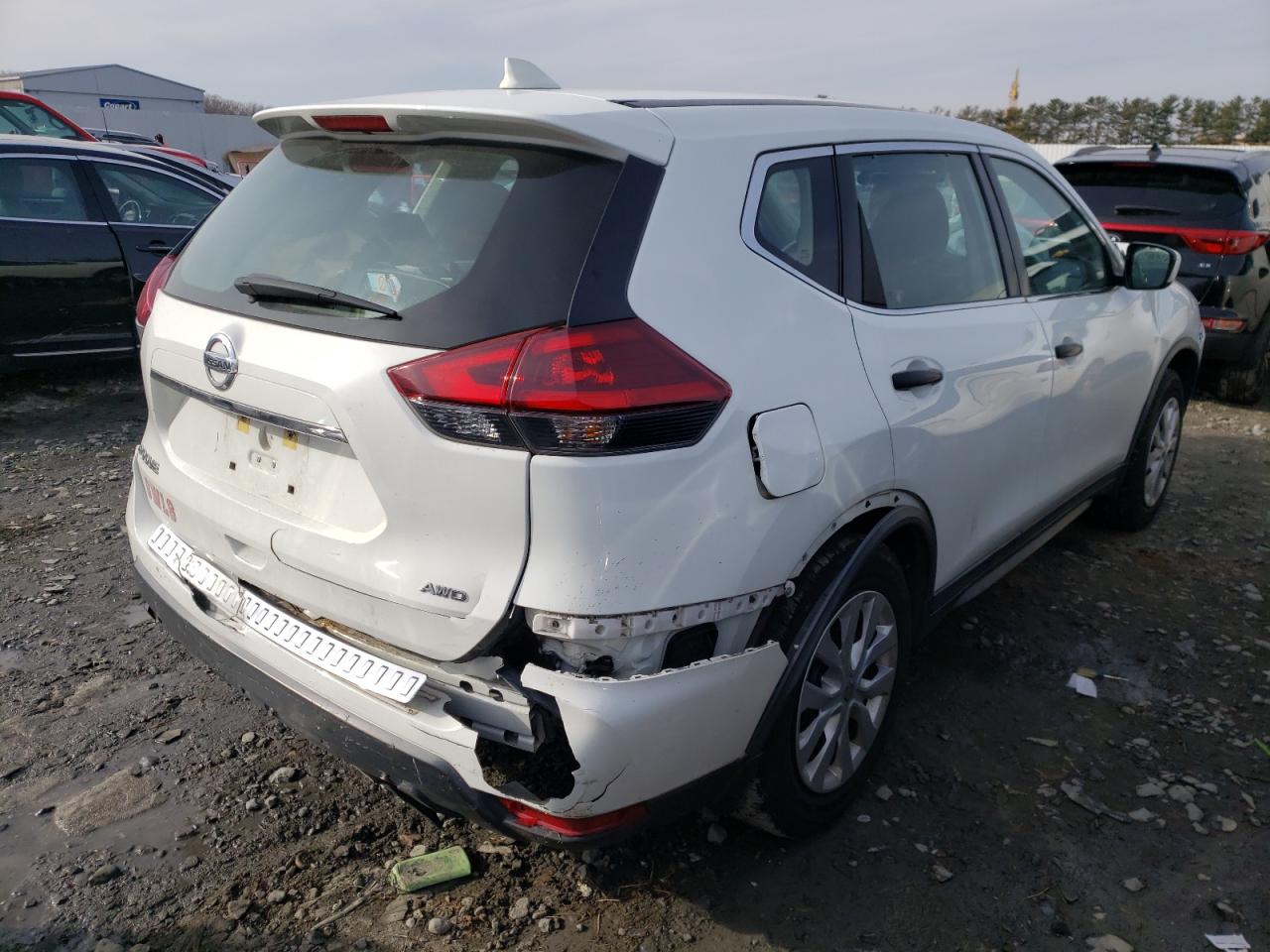 Photo 4 from auction – 2018 NISSAN ROGUE S with VIN KNMAT2MV8JP590972