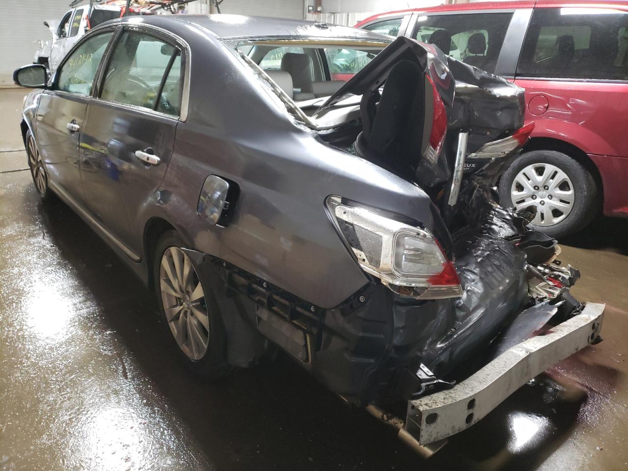 Photo 3 from auction – 2011 TOYOTA AVALON with VIN 4T1BK3DB0BU425130
