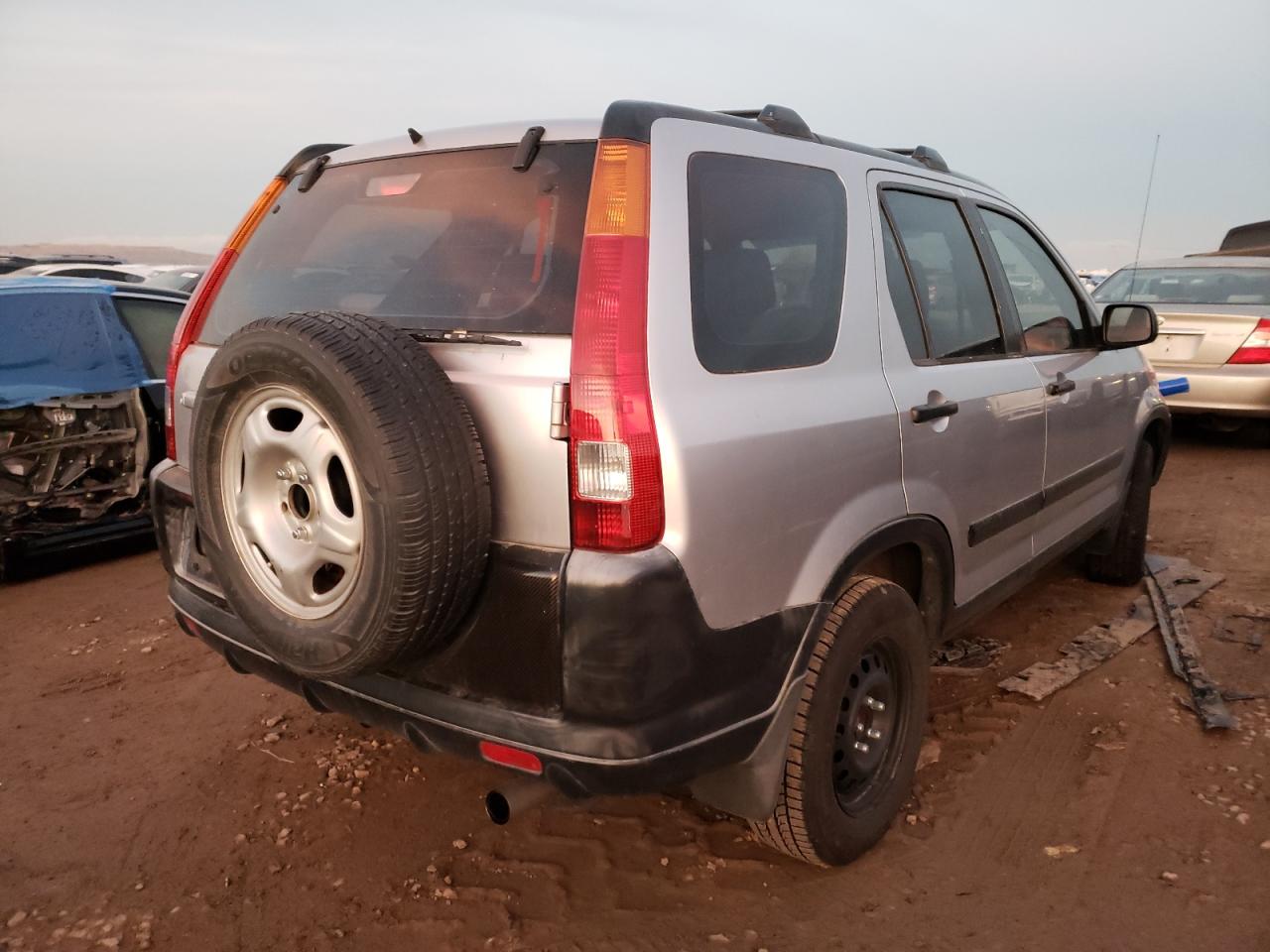 Photo 4 from auction – 2004 HONDA CR-V LX with VIN JHLRD68434C001852