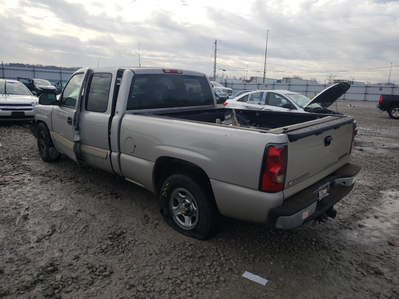 Photo 3 from auction – 2004 CHEVROLET SILVERADO with VIN 2GCEC19T441184496