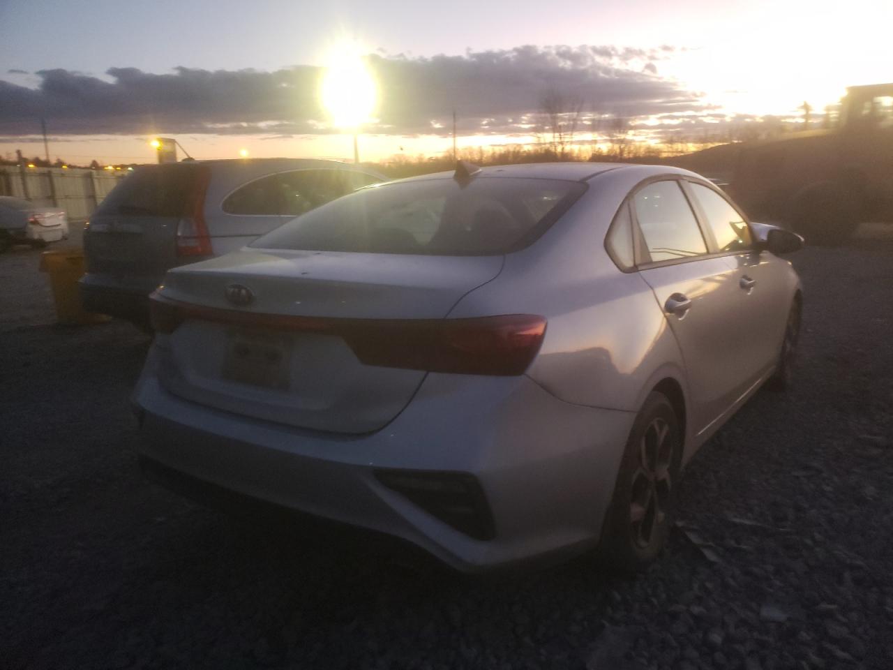 Photo 4 from auction – 2020 KIA FORTE FE with VIN 3KPF24AD5LE155412