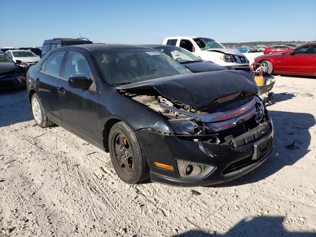 FORD FUSION SE 2011 with VIN 3FAHP0HA5BR236129 - Photo from auction