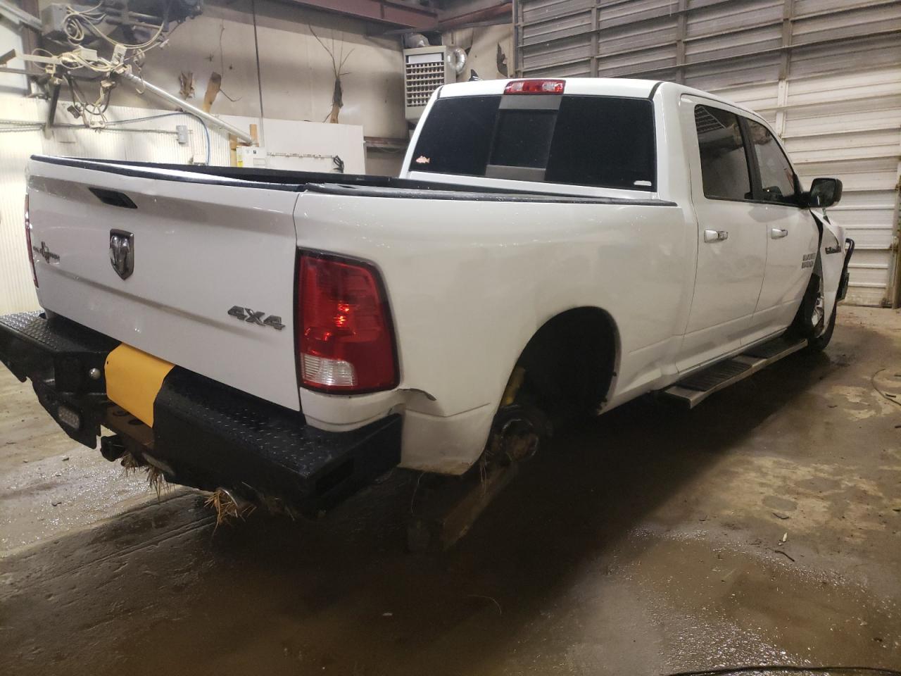 Photo 4 from auction – 2015 RAM 1500 SLT with VIN 1C6RR7TTXFS717893