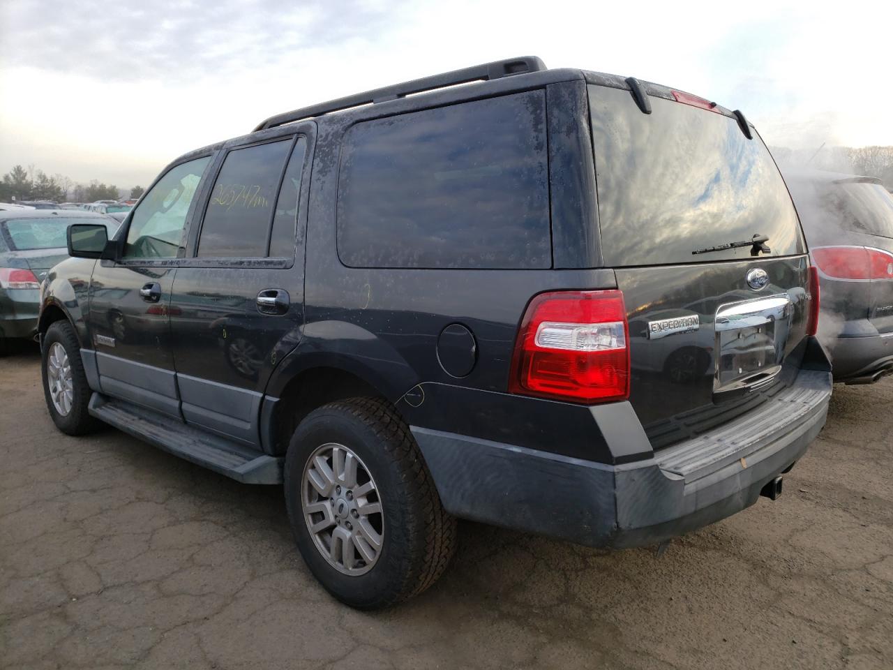 Photo 3 from auction – 2007 FORD EXPEDITION with VIN 1FMFU15597LA92013