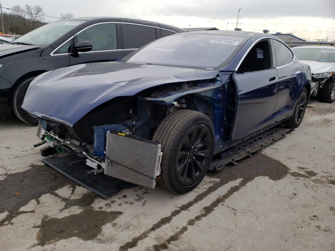Photo 2 from auction – 2016 TESLA MODEL S with VIN 5YJSA1E11GF149753
