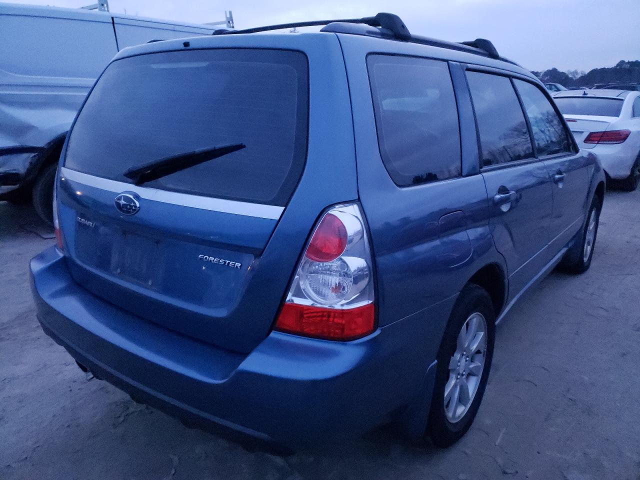 Photo 4 from auction – 2007 SUBARU FORESTER 2 with VIN JF1SG65627H725802