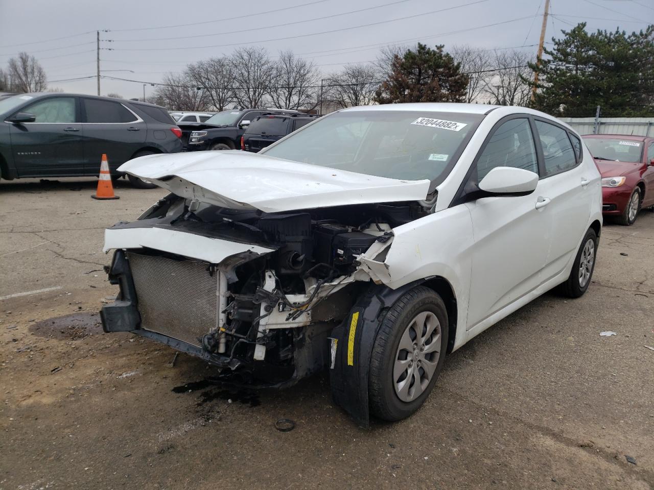 Photo 2 from auction – 2016 HYUNDAI ACCENT SE with VIN KMHCT5AE9GU246037