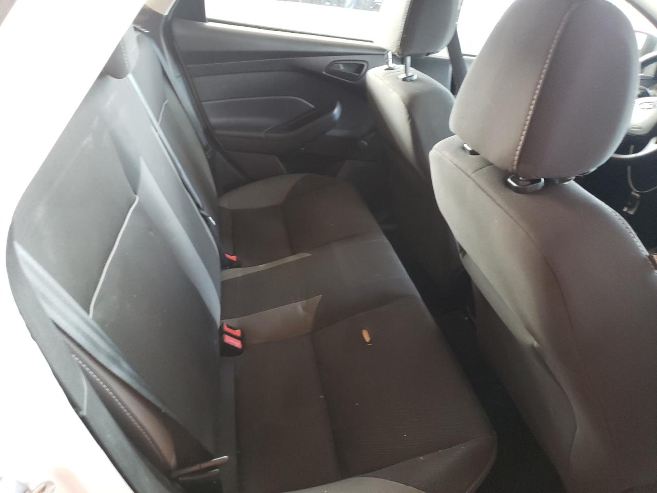 Photo 6 from auction – 2012 FORD FOCUS S with VIN 1FAHP3E21CL399293
