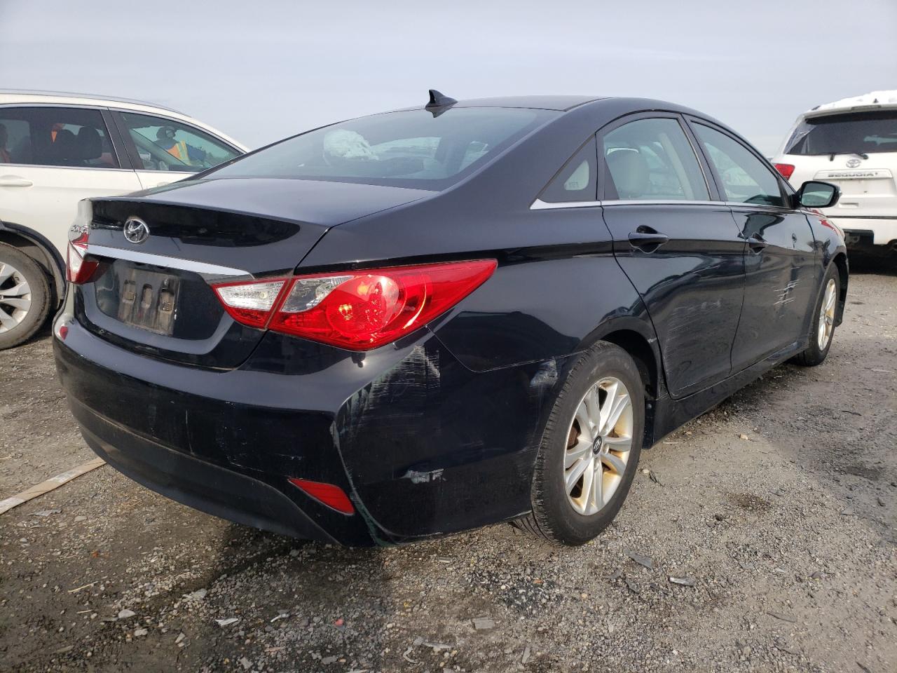 Photo 4 from auction – 2014 HYUNDAI SONATA GLS with VIN 5NPEB4AC7EH859290