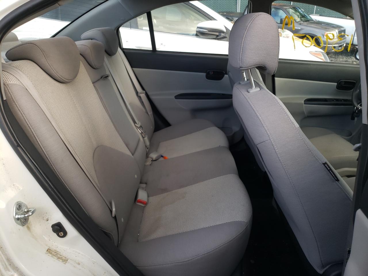 Photo 6 from auction – 2009 HYUNDAI ACCENT GLS with VIN KMHCN46C19U338550