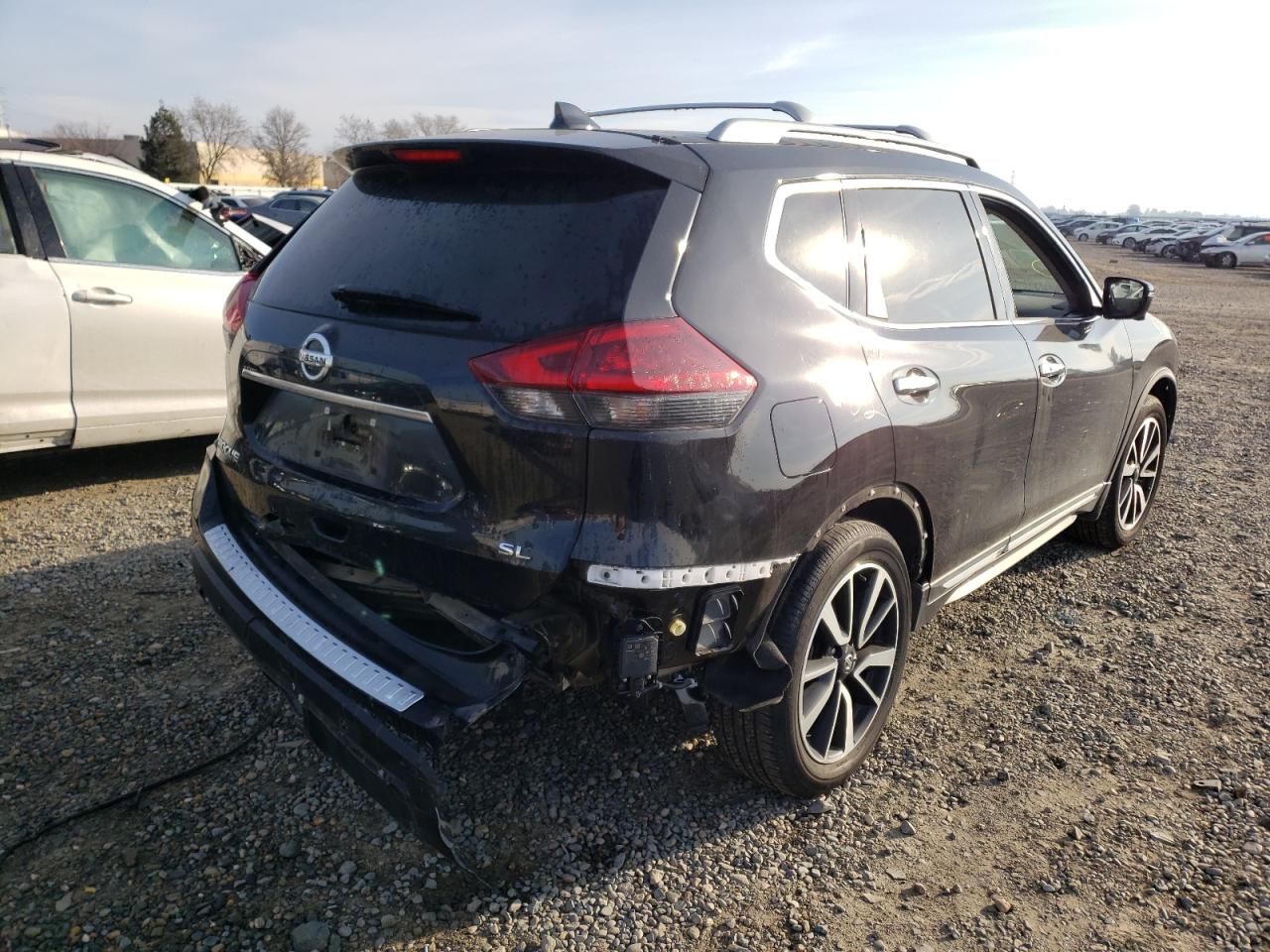 Photo 4 from auction – 2019 NISSAN ROGUE S with VIN 5N1AT2MT2KC767065