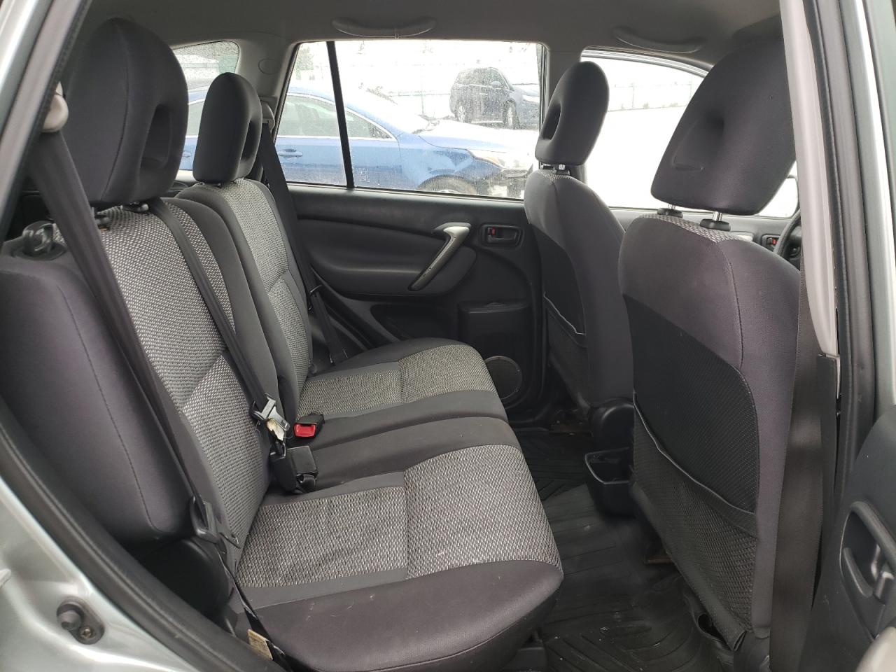 Photo 6 from auction – 2004 TOYOTA RAV4 with VIN JTEHD20V540002746