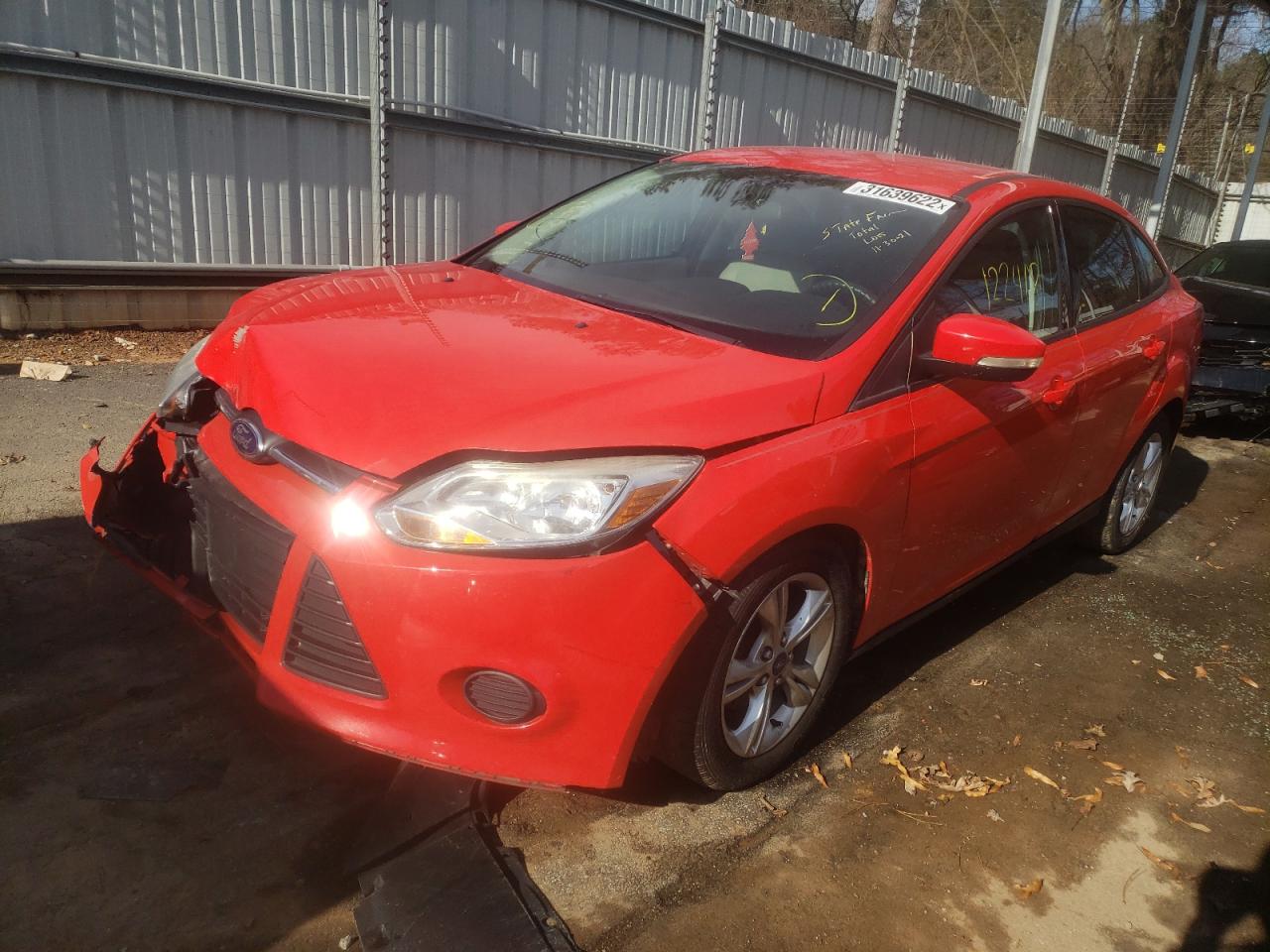 Фото 2 с аукциона – 2014 FORD FOCUS SE с VIN 1FADP3F22EL257728