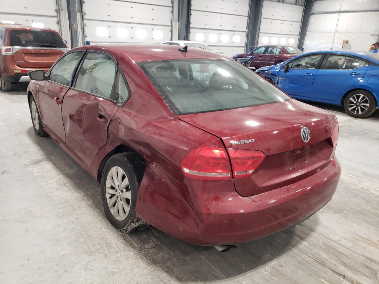 Photo 3 from auction – 2015 VOLKSWAGEN PASSAT S with VIN 1VWAT7A32FC054157